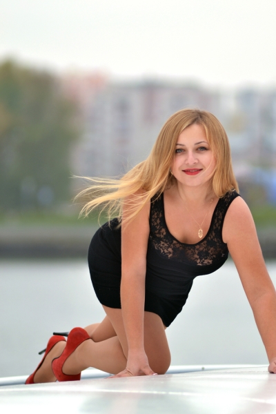 Snezhana 35 years old Ukraine Khmelnitsky, Russian bride profile, russian-brides.dating