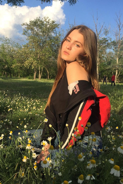 Sofiya 19 years old Ukraine Zaporozhye, Russian bride profile, russian-brides.dating
