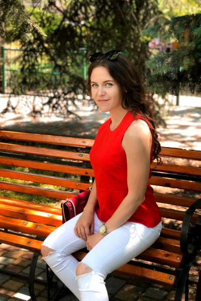 Marina 24 years old Ukraine Nikolaev, Russian bride profile, russian-brides.dating